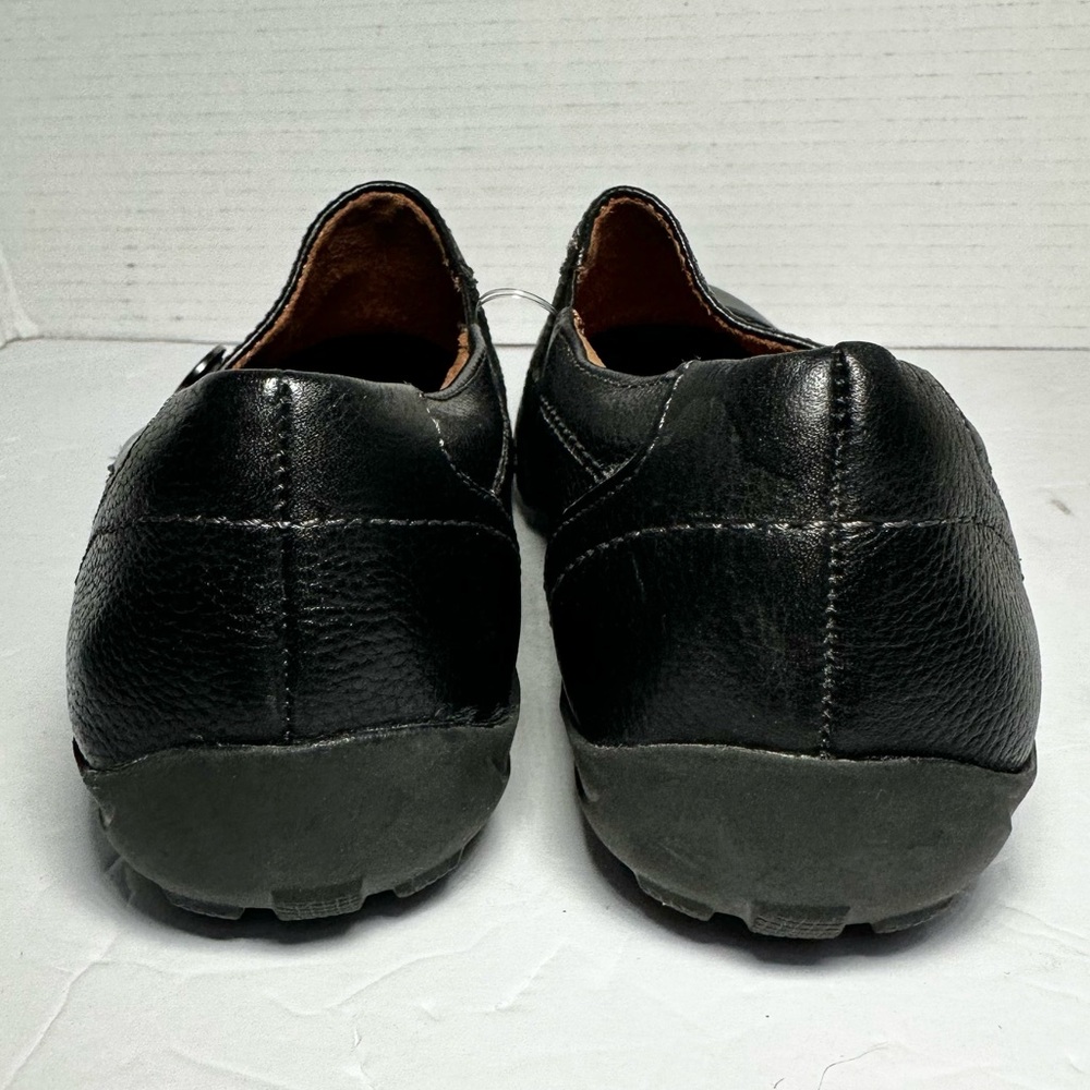 NATURALIZER Women’s NWOB Black Leather Two-Button Slip-On Loafer Shoes Size 7.5 - Picture 9 of 11